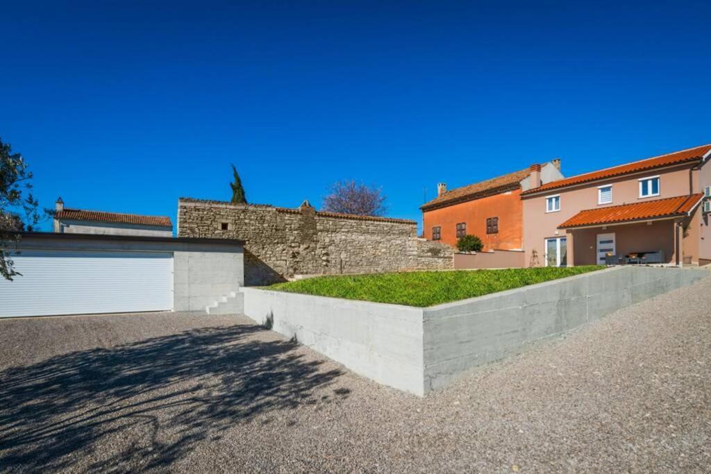 Villa Ester Пула Екстер'єр фото