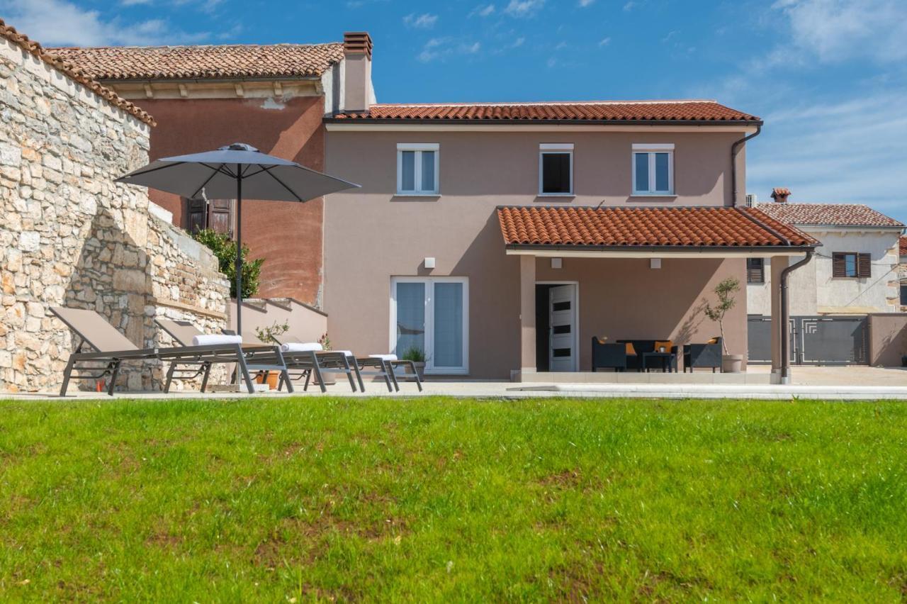 Villa Ester Пула Екстер'єр фото